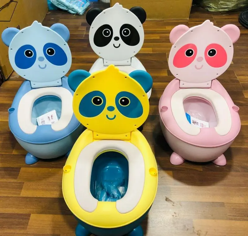 مقعد تدريب الأطفال على استخدام الحمام بتصميم مرح
