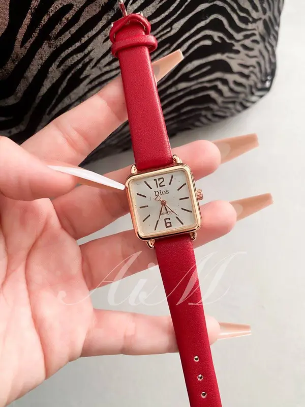 ساعة جيلينا النسائية بسوار جلد