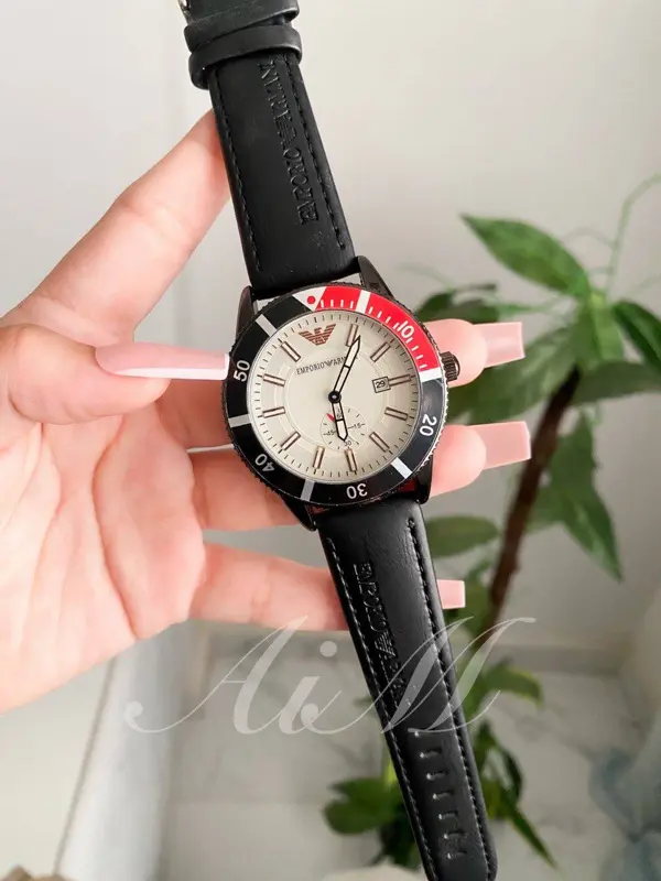 ساعة أرماني جلد فاخرة بقرص أبيض رجالي