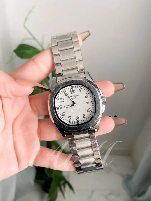 ساعة باتيك فيليب إصدار أورورا المعدني الرجالي