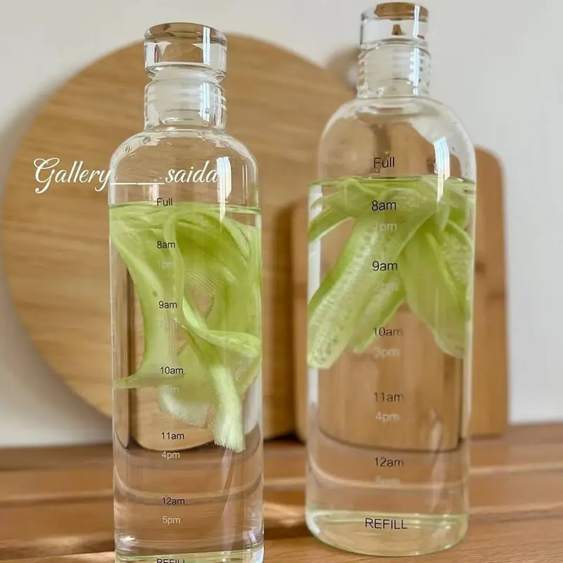 زجاجة المياه الصحية "بيور جلاس" بسعة 1 لتر وبغطاء محكم وغلق