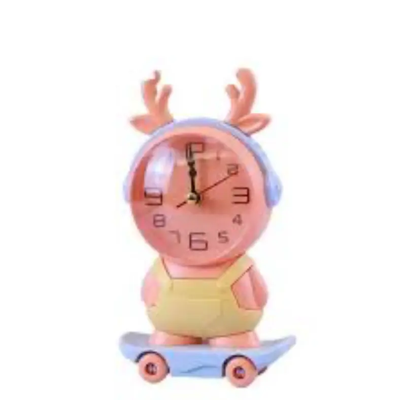 منبه الغزال على لوح التزلج مع مصباح القمر السحري