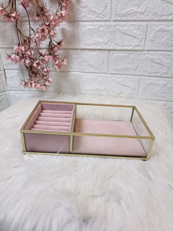 منظم "الترتيب الاحترافي" للمكياج بتصميم شفاف وحجم كبير