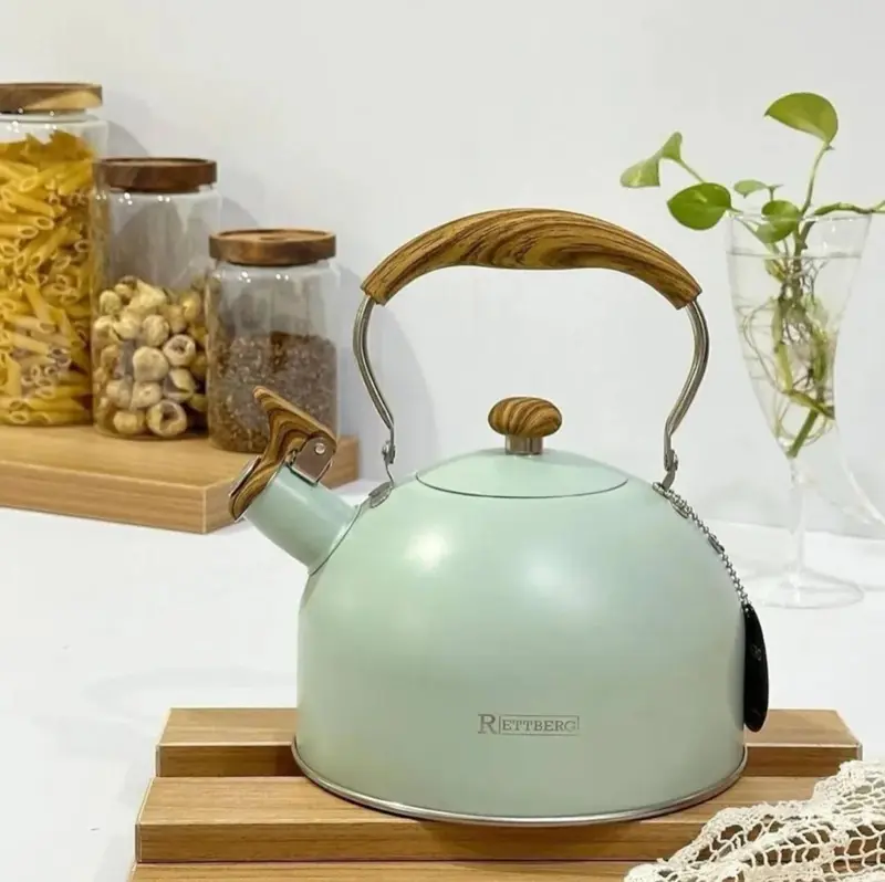 براد ستانلس ستيل بصفارة ومقبض خشبي