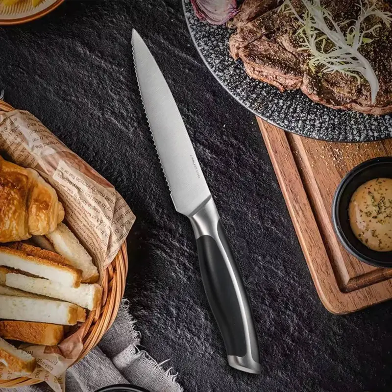 سكينة تقطيع مشرشرة من الستانلس ستيل بيد قوية