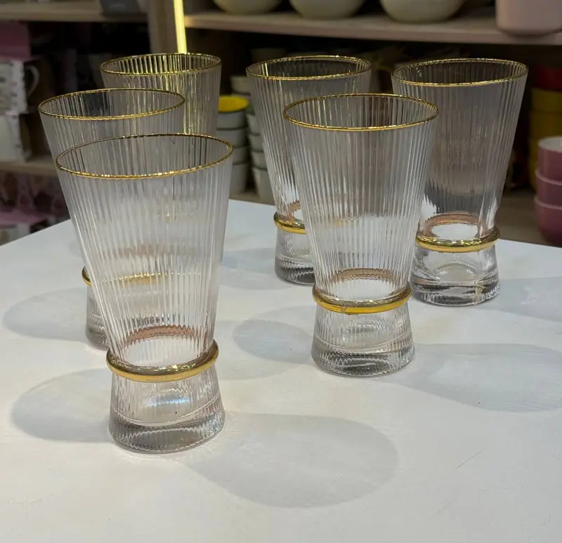 طقم أكواب زجاجية مضلعة بحواف وقاعدة ذهبية 6 قطع