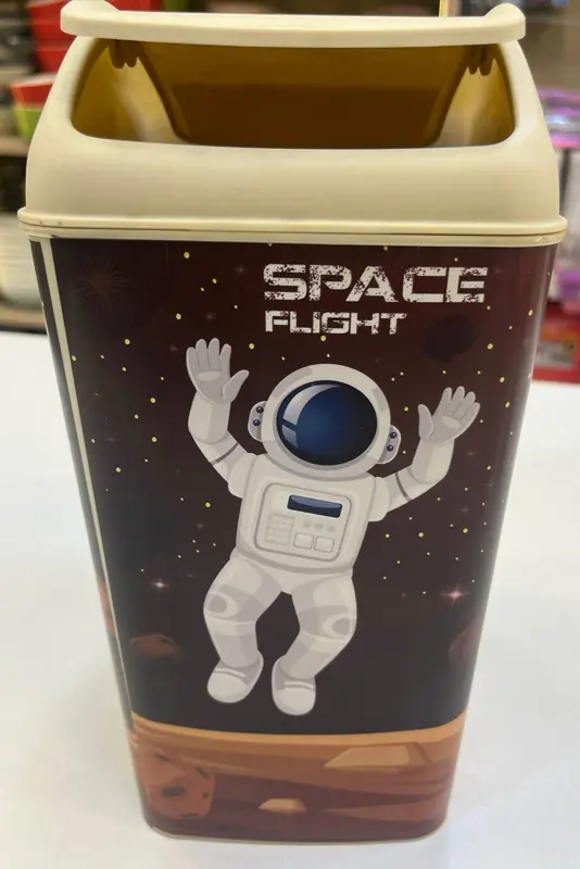 باسكت قمامة صغير برسومات