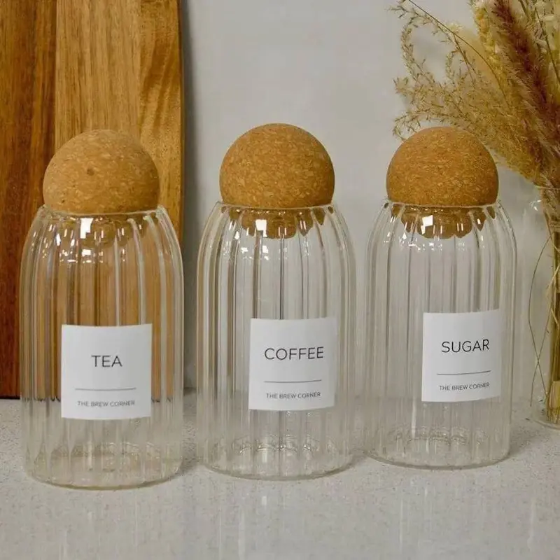 طقم برطمانات زجاجية بأغطية فلين