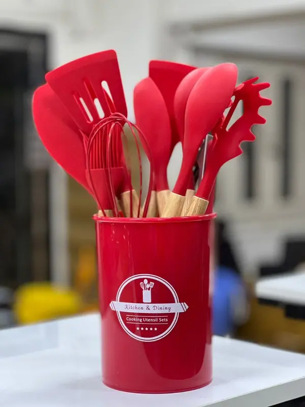 طقم أدوات توزيع سيليكون مع حامل