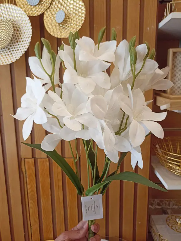 بوكيه ورد ياسمين صناعي