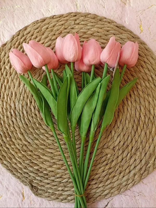 بوكيه ورد تيوليب