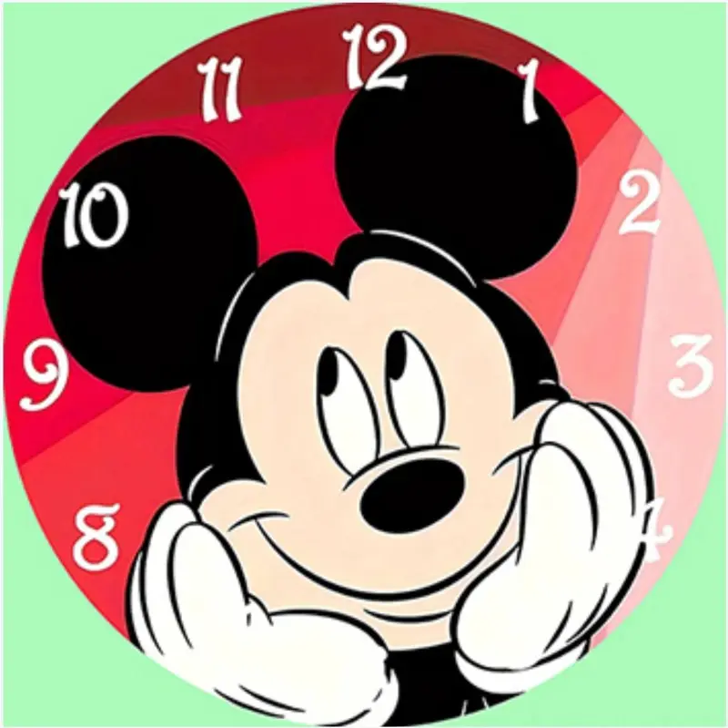 ساعة حائط بتصميم ميكي وماوس