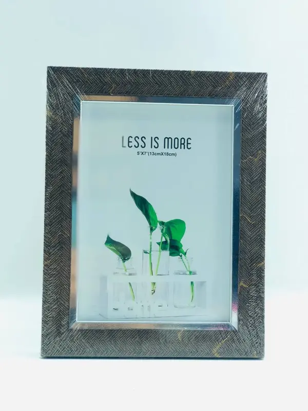 برواز "فن الذكريات"