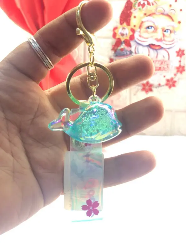 ميدالية دولفين/بجعة/زجاجة سائلة،