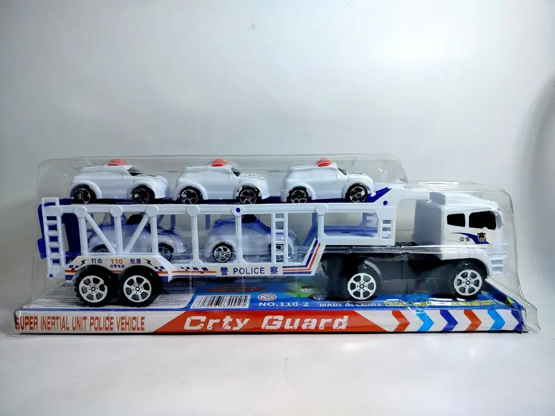 شاحنة نقل سيارات الشرطة، مع ٥ سيارات إضافية وآلية السحب (Pull-Back)