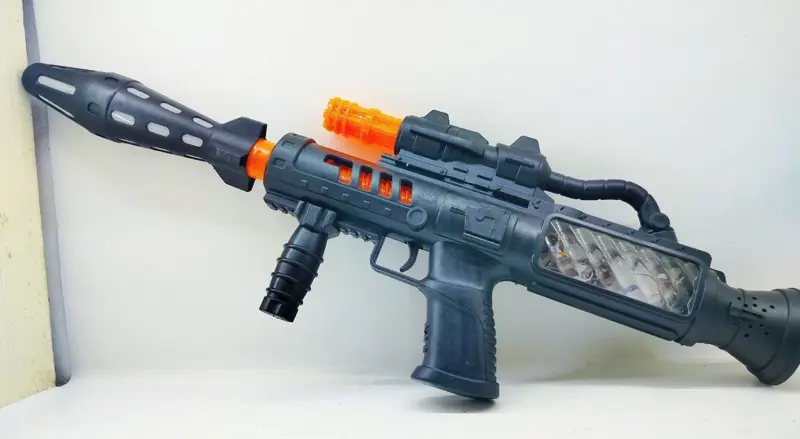 مدفع رشاش الجيش الكبير، تفاعلي بالصوت والضوء والاهتزاز