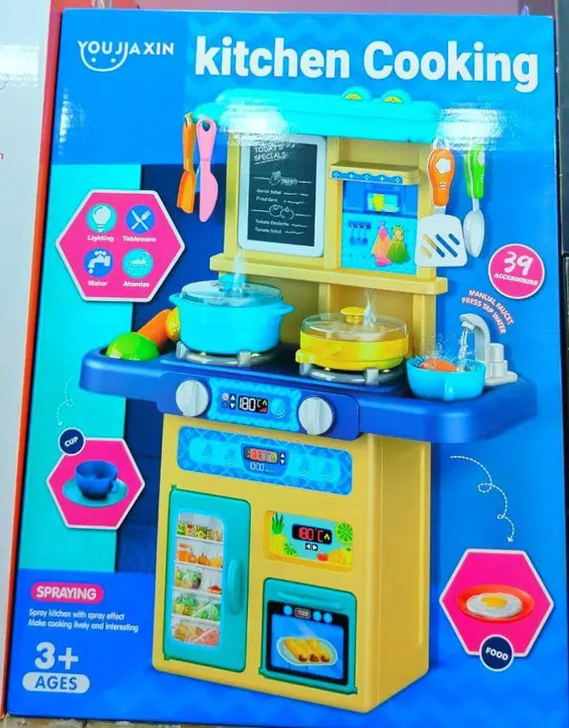 مطبخ لعب الأطفال التفاعلي، مع مياه جارية وأضواء وأصوات واقعية
