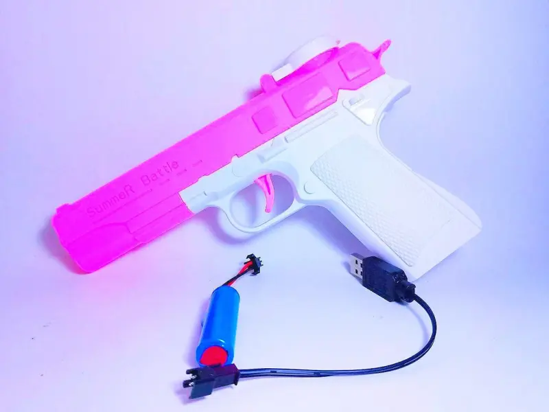 مسدس المياه الكهربائي، قابل للشحن لقوة دفع لا تتوقف