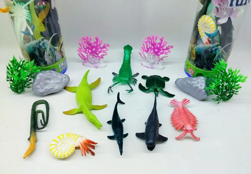 مجسمات عالم البحار، مجموعة تعليمية كاملة في برطمان