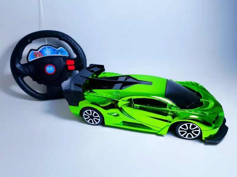 السيارة المعدنية الفاخرة، بجودة مستوردة وريموت دريكسيون