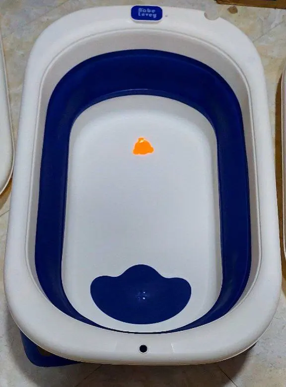 حوض استحمام الأطفال القابل للطي والموفر للمساحة