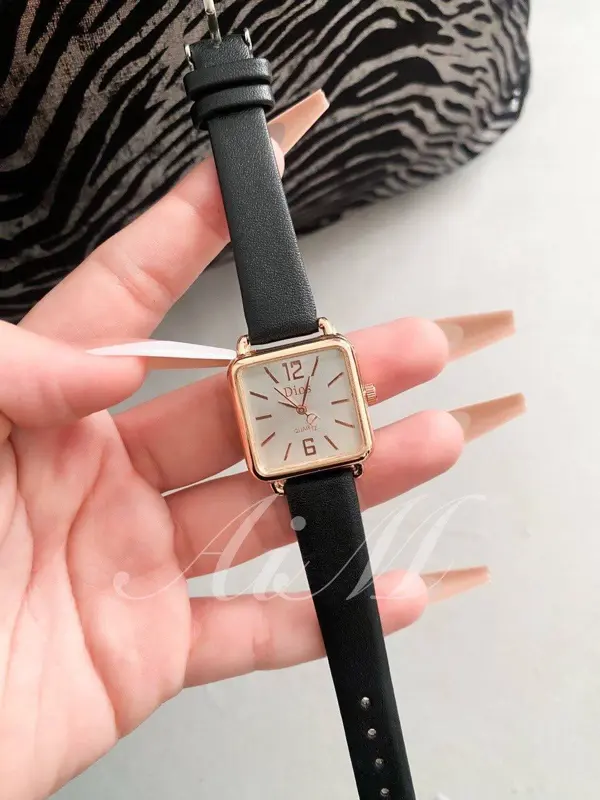 ساعة جيلينا النسائية بسوار جلد