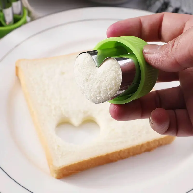 طقم قطاعات "فان شيب" المتعدد الاستخدامات 12 قطعة للحلويات والفواكه