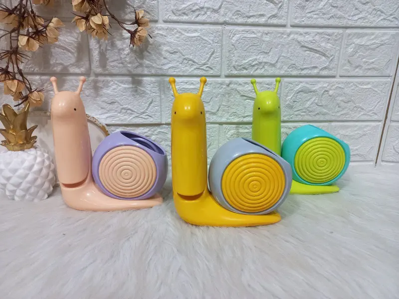 أباجورة الحلزون المضيء مع حافظة أقلام