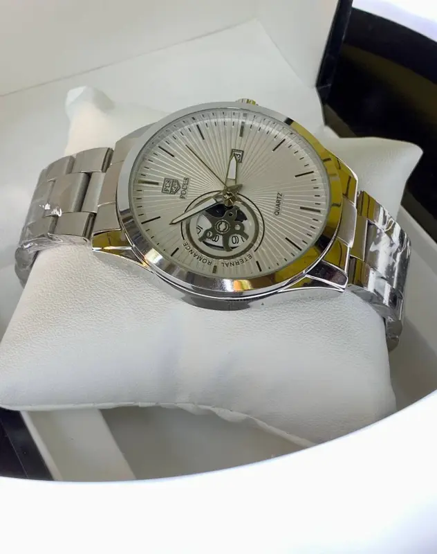 ساعة "FOCUS" الرجالية الفاخرة بتصميمها الذهبي الصلب ومينا مميز