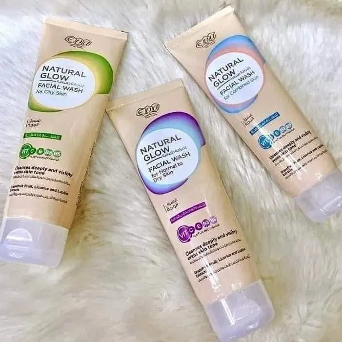 غسول إيڤا "ناتشورال جلو" لتنقية وتوحيد لون البشرة