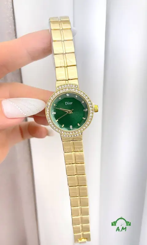 ساعة شي إن حريمي