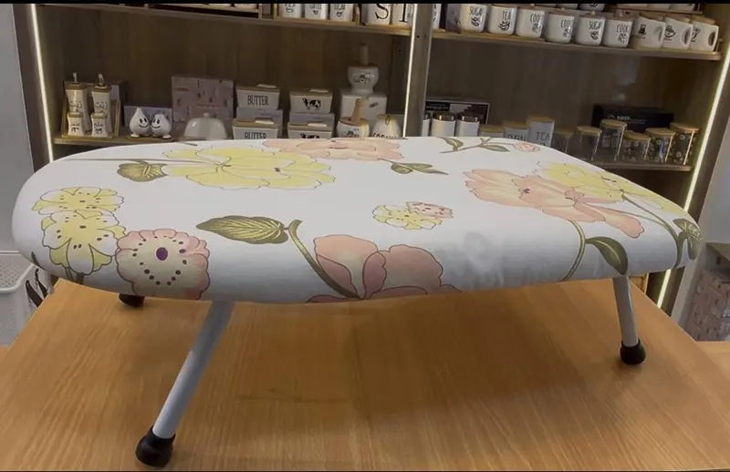 ترابيزة مكواة صغيرة قابلة للطي