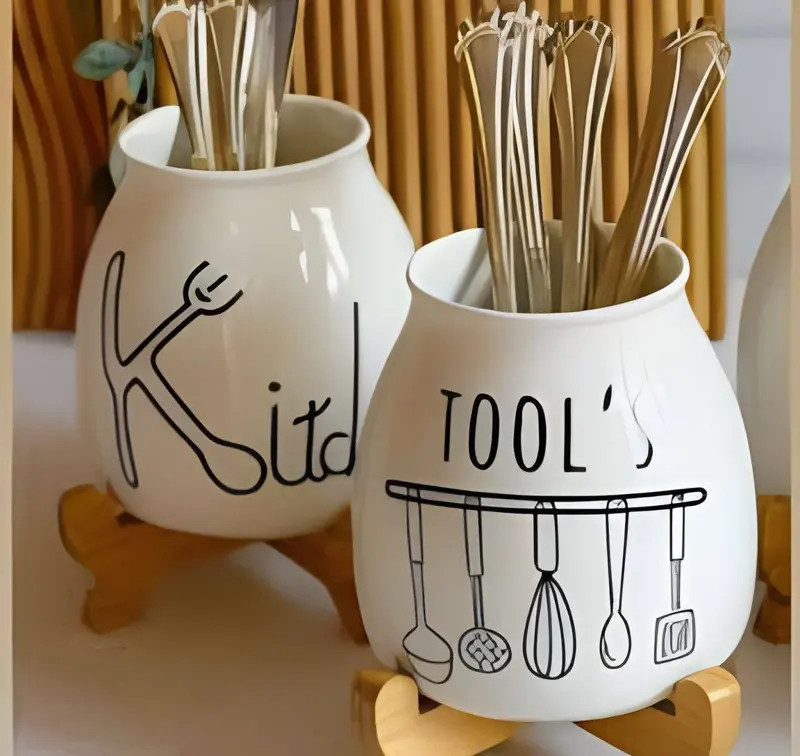 صفاية معالق بورسلين وحامل بامبو