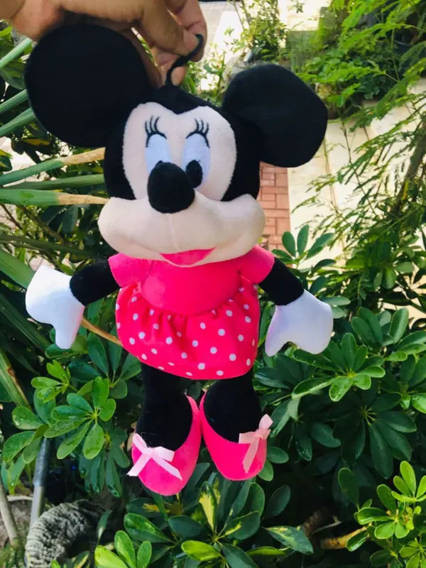 دمية ميني ماوس (Minnie Mouse) قطيفة - حجم 35 سم
