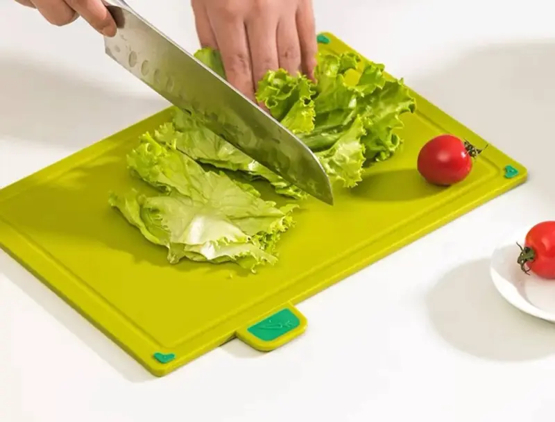 طقم ألواح تقطيع ملونة مع حامل