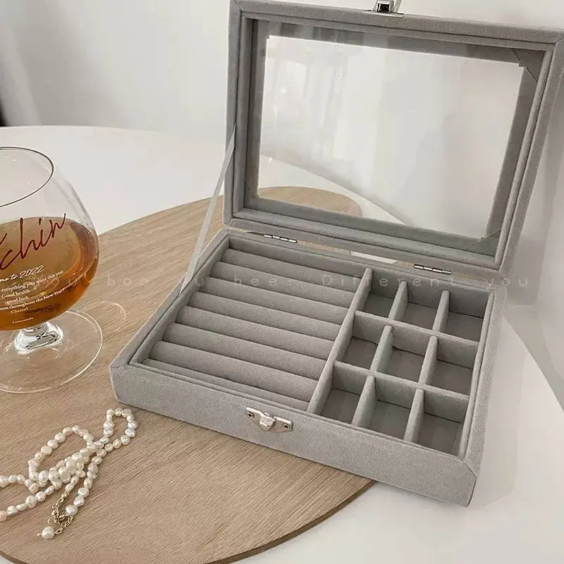 منظم إكسسوارات مخملي أنيق