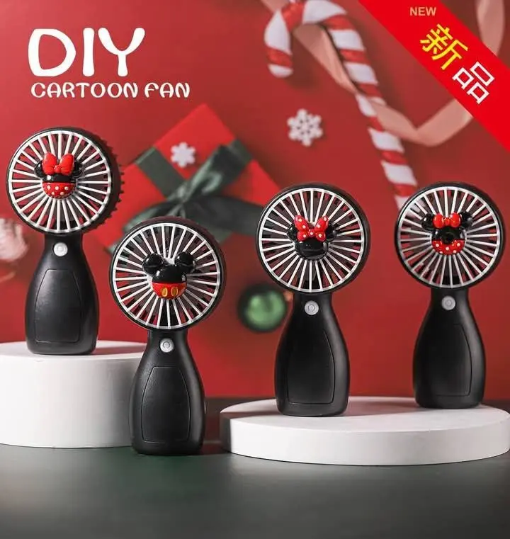 مروحة يدوية USB بتصميم لطيف