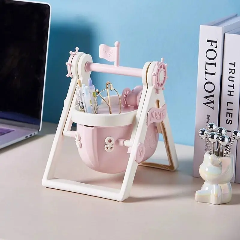 منظم مكتبي بتصميم مرجيحه