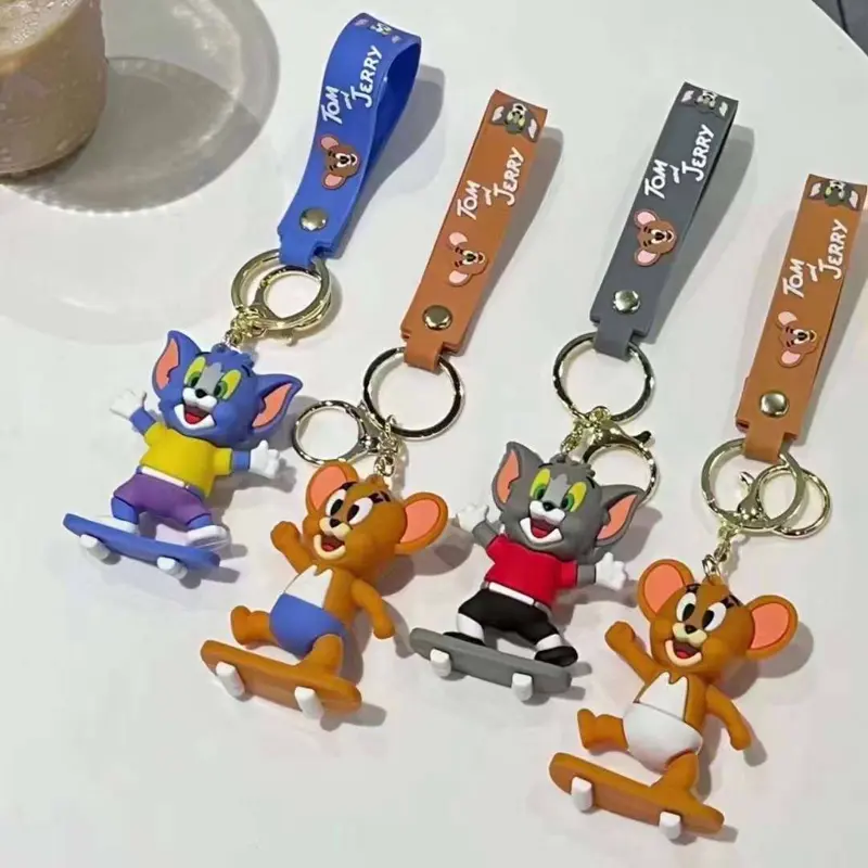 ميداليات بتصميم "توم وجيري" - كوليكشن "المتزلجون"