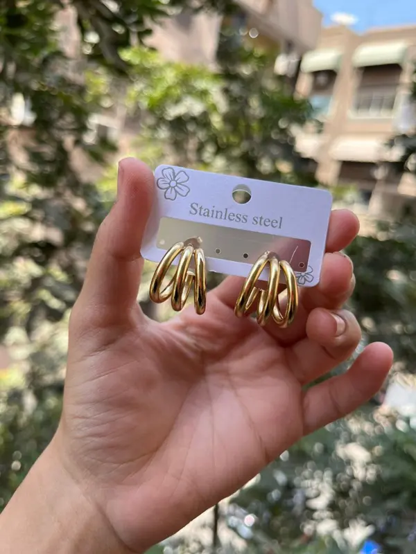 حلق "دوائر الأناقة الثلاثية" من "ذا جولدين لوب"