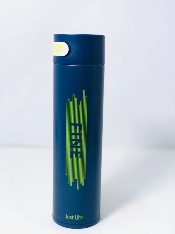 قارورة الحفاظ على الحرارة بتصميم أنيق